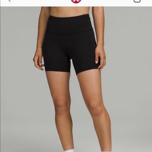 Lululemon fast and free high rise short 6” size 6 olive green NWOT